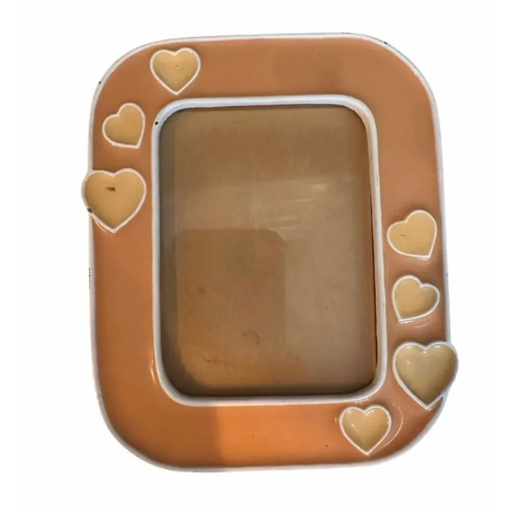 Vintage Picture Frame Heart-Shaped Beige White